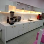 Cozinha em mármores e granitos Foco Marmoraria